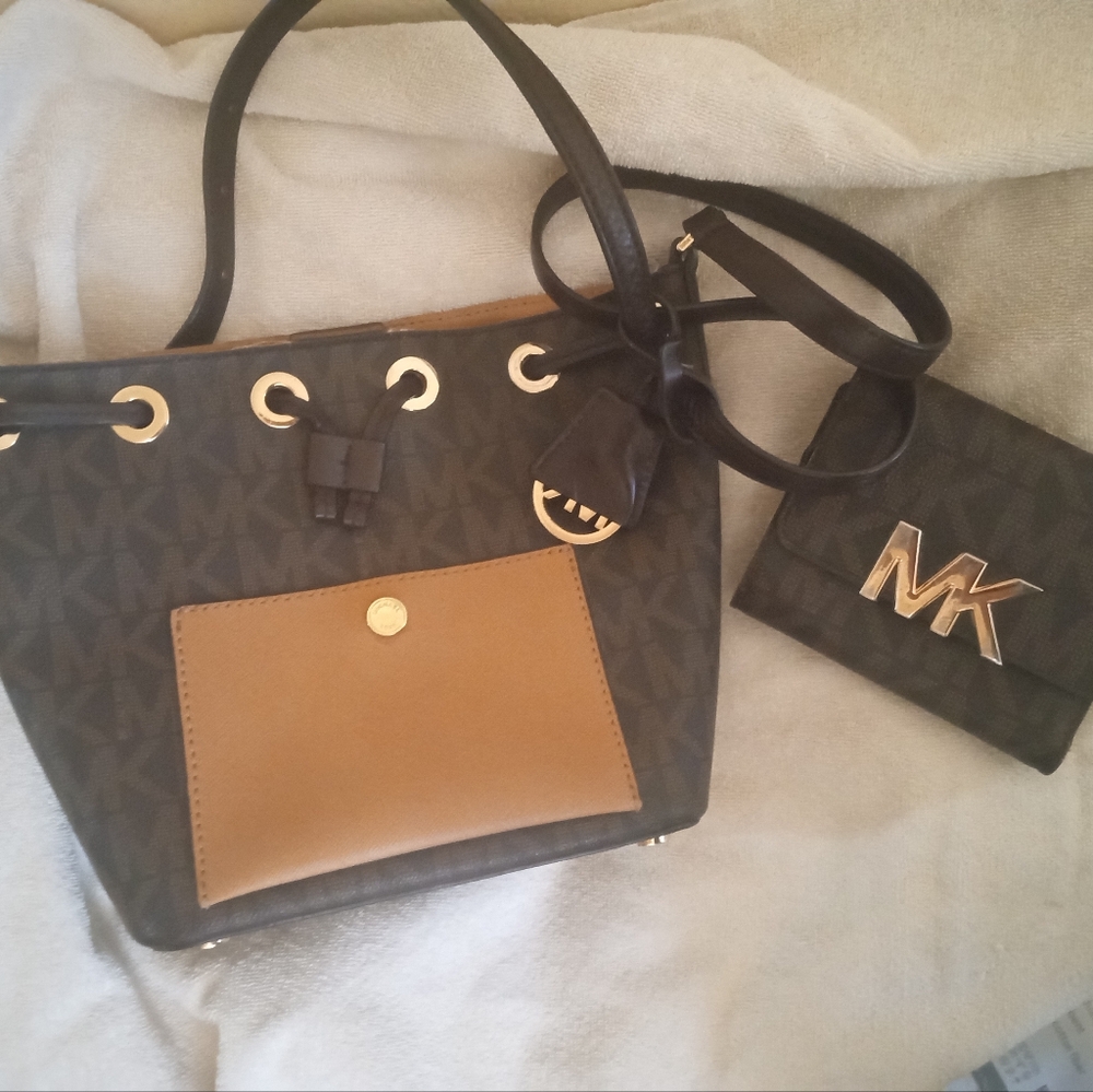 Michael Kors Greenwich crossbody bag and Mk women's wallet, peanut color
